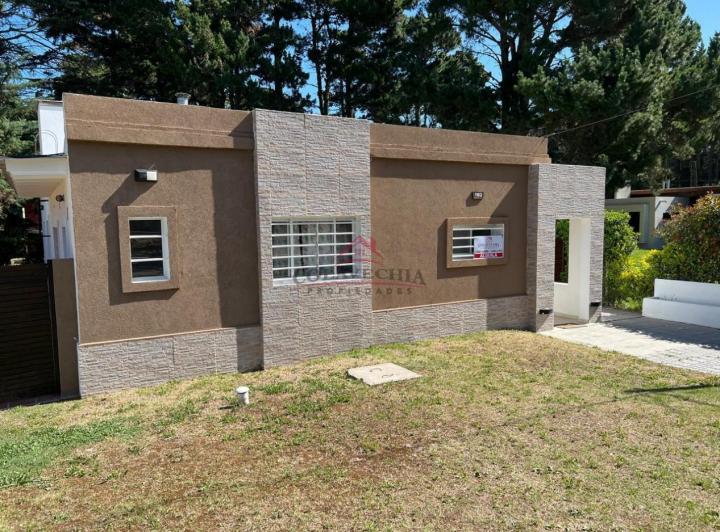 Casa · 180m² · 5 Ambientes