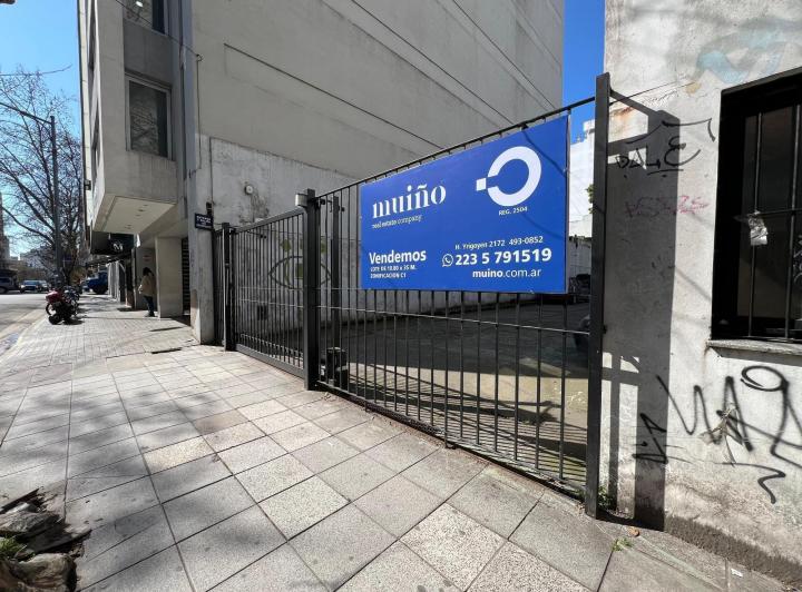 Terreno · 375m²