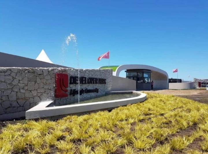 Terreno · 838m²