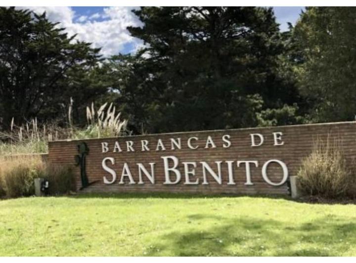 Terreno · 928m²