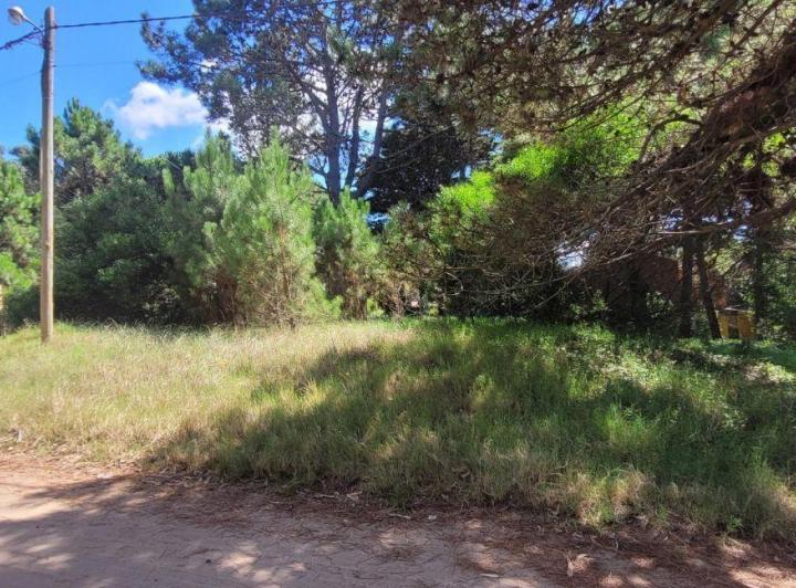 Terreno · 912m²