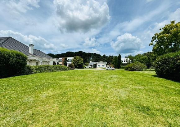 Terreno · 874m²