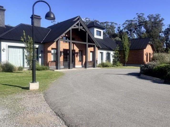 Terreno · 602m²