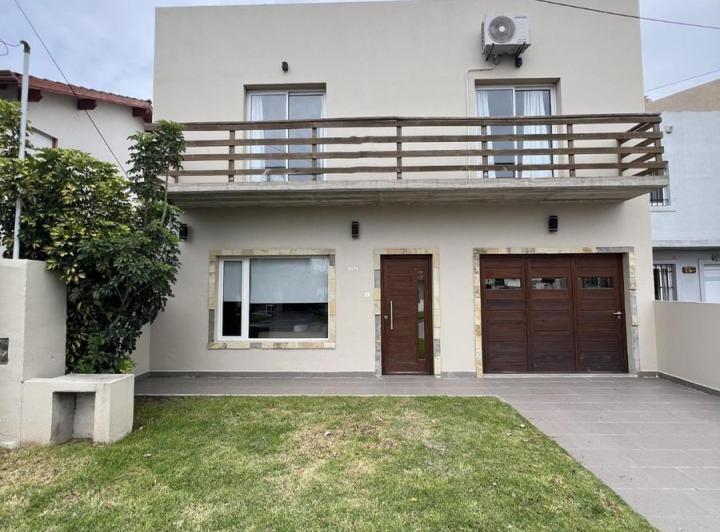 Terreno · 150m² · 4 Ambientes · 1 Cochera