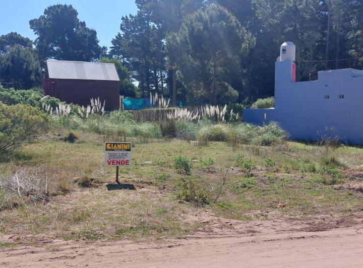 Terreno · 275m²