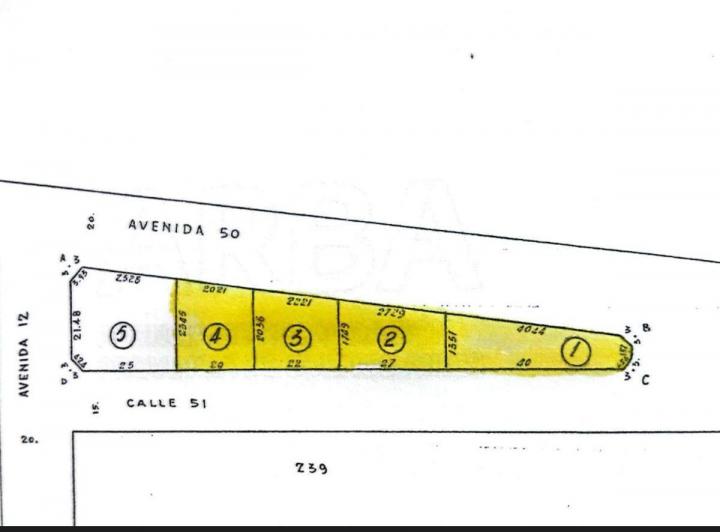 Terreno · 1600m²