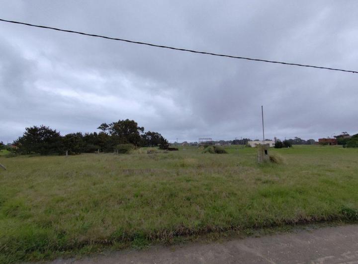 Terreno · 644m²