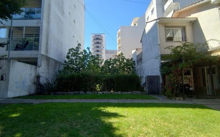 Terreno · 318m²