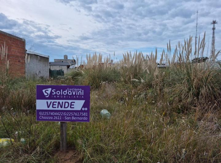 Terreno · 400m²