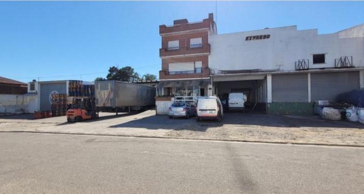 Terreno · 940m²