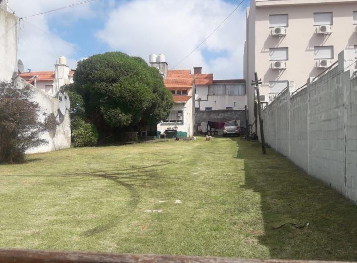 Terreno · 450m²