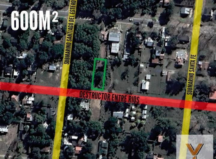 Terreno · 600m²