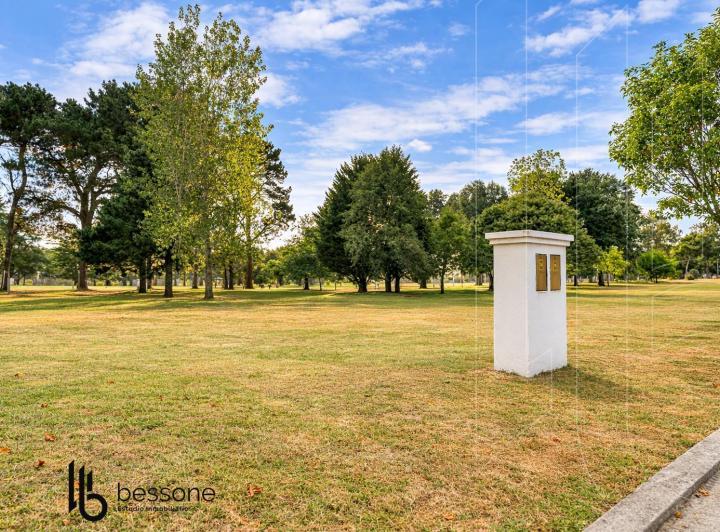 Terreno · 1098m²