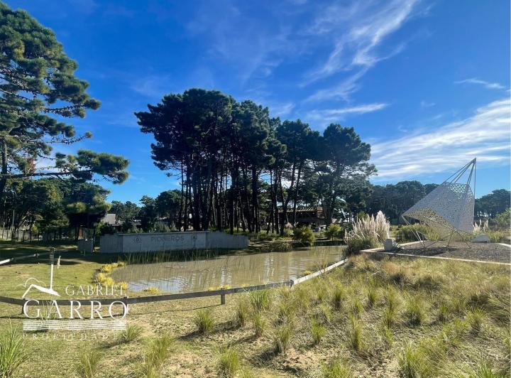Terreno · 798m²