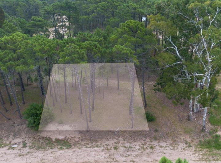 Terreno · 1037m²