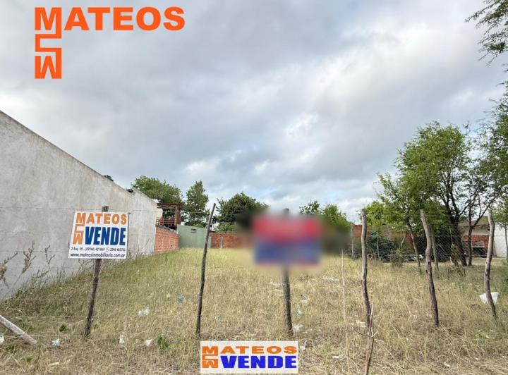 Terreno · 323m²