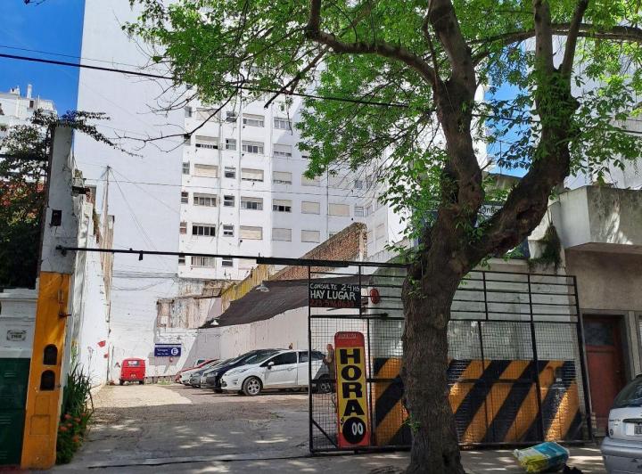 Terreno · 375m²