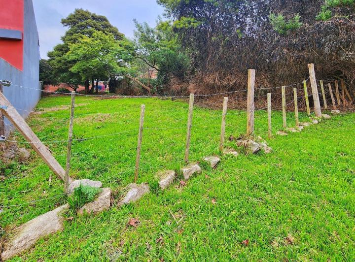 Terreno · 379m²