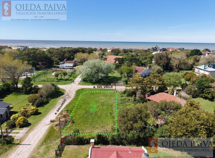 Terreno · 715m²