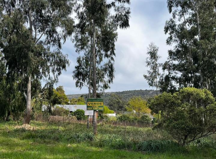 Terreno · 905m²