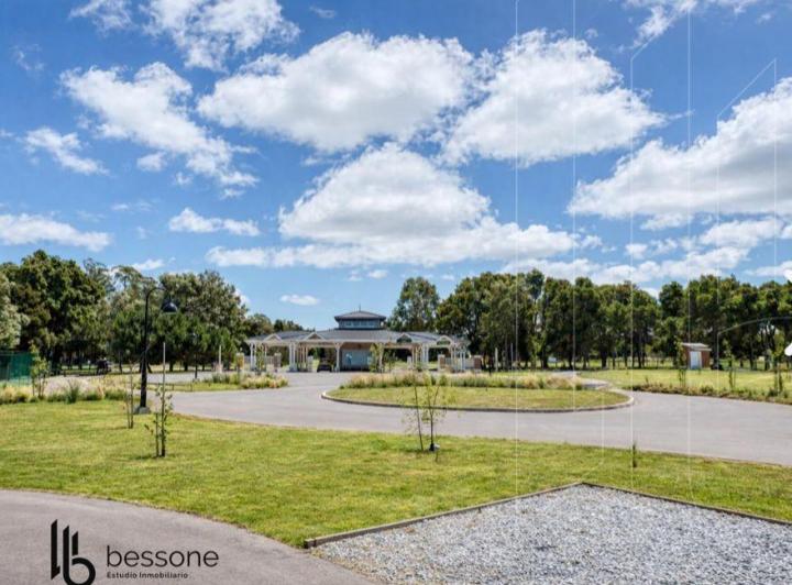 Terreno · 850m²