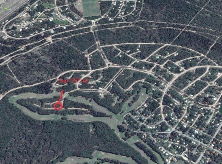 Terreno · 797m²