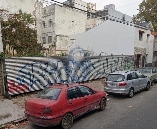 Terreno · 225m²