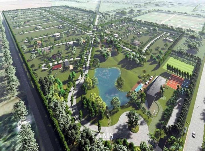 Terreno · 743m²