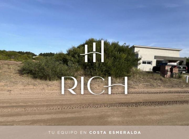 Terreno · 939m²