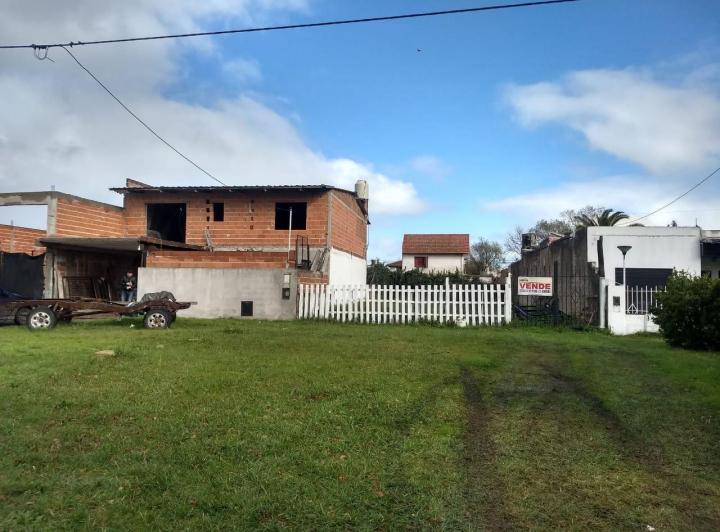 Terreno · 230m²