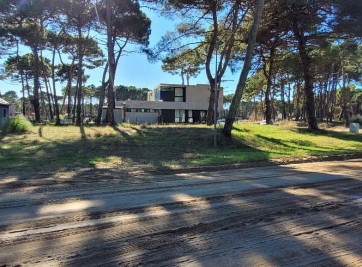 Terreno · 709m²