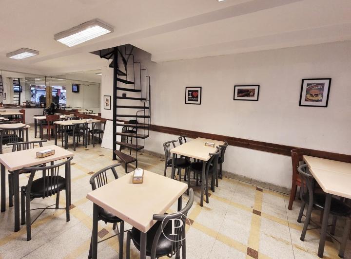Local comercial · 136m²
