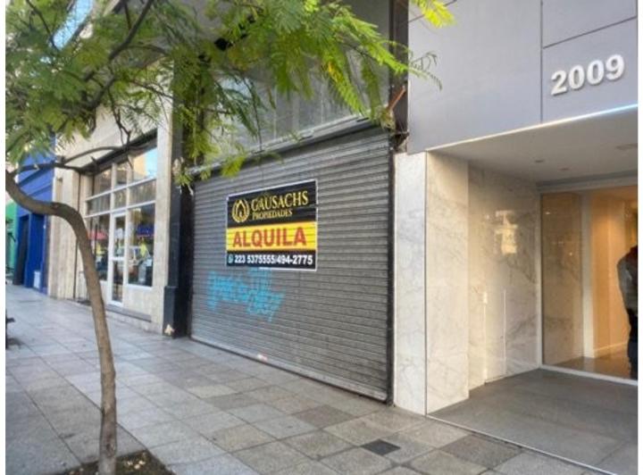 Local comercial · 140m² · 1 Ambiente