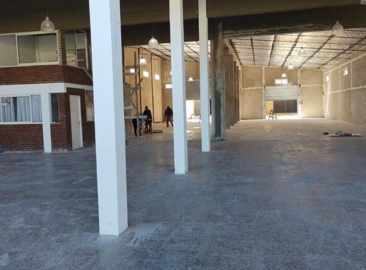 Local comercial · 540m²