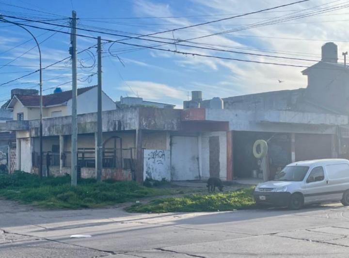 Local comercial · 305m²