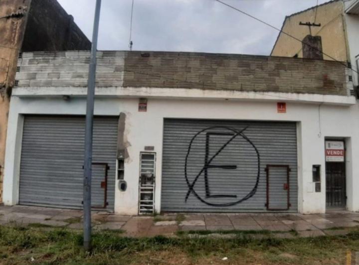 Local comercial · 160m²