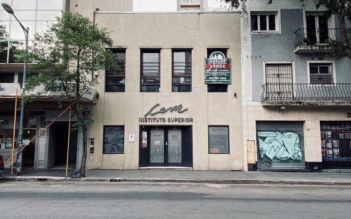 Local comercial · 375m²