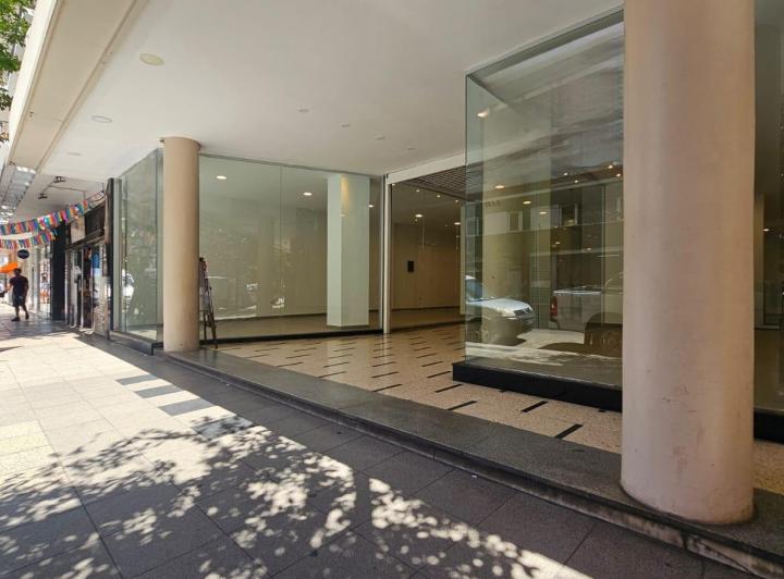 Local comercial · 282m²