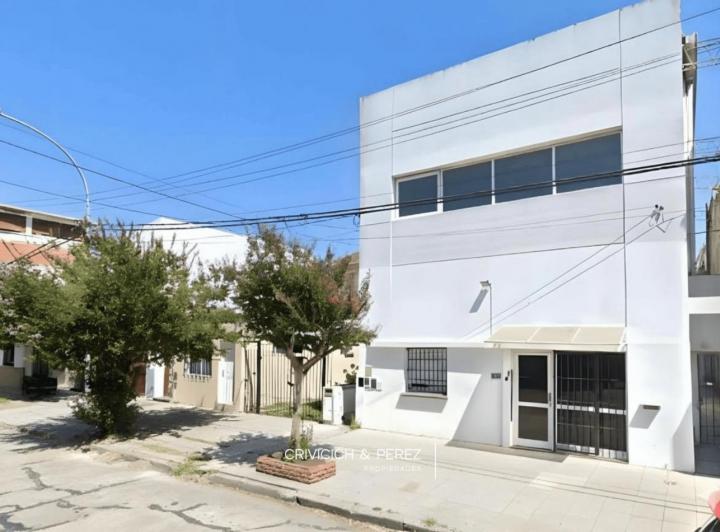 Local comercial · 244m² · 5 Ambientes