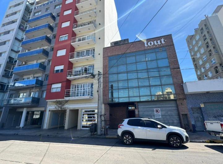 Local comercial · 509m² · 5 Ambientes · 1 Cochera