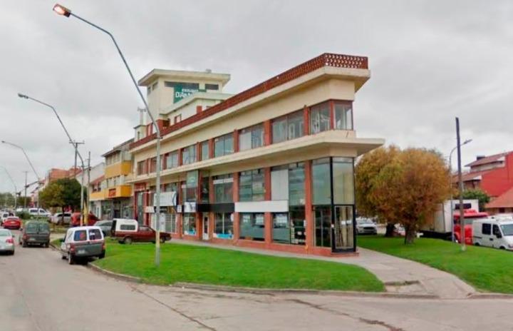 Local comercial · 1041m²