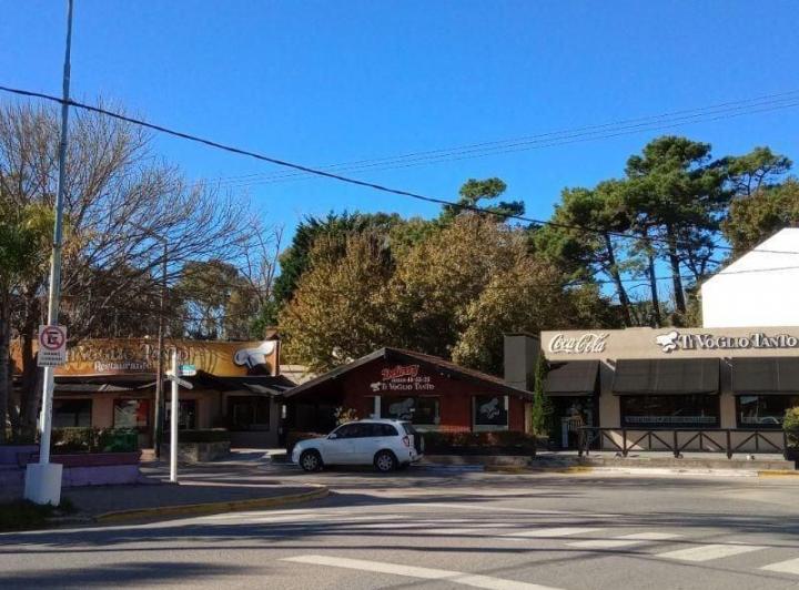 Local comercial · 425m²