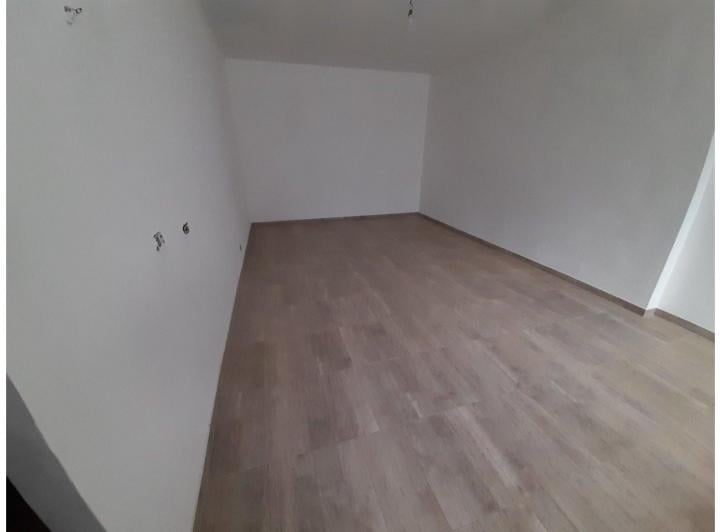 Local comercial · 438m² · 1 Ambiente