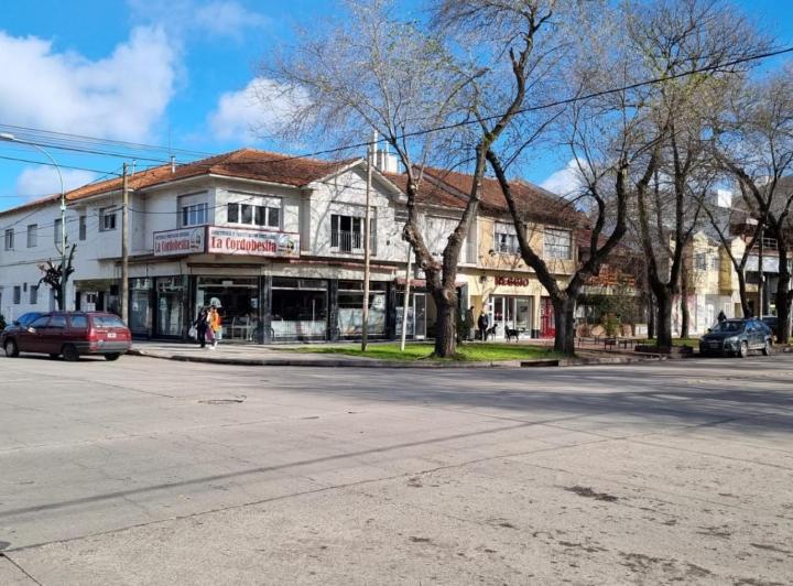 Local comercial · 300m²