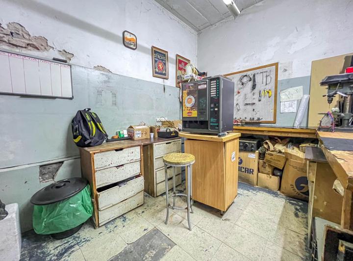 Local comercial · 150m² · 1 Cochera