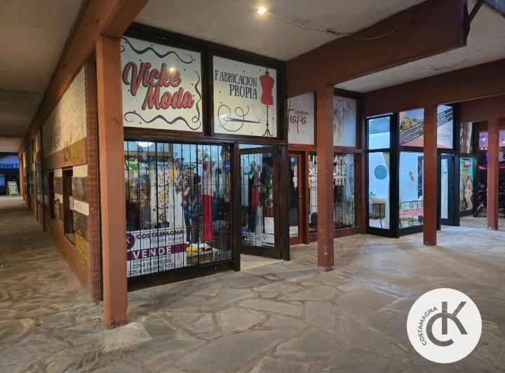 Local comercial · 55m² · 4 Ambientes