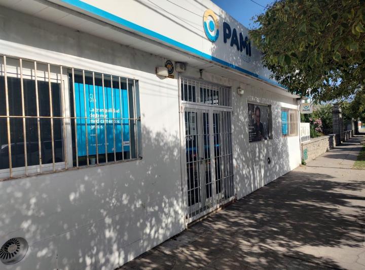 Local comercial · 169m²
