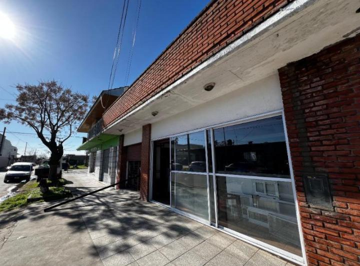 Local comercial · 84m² · 2 Ambientes