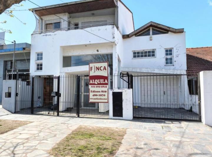 Local comercial · 200m²