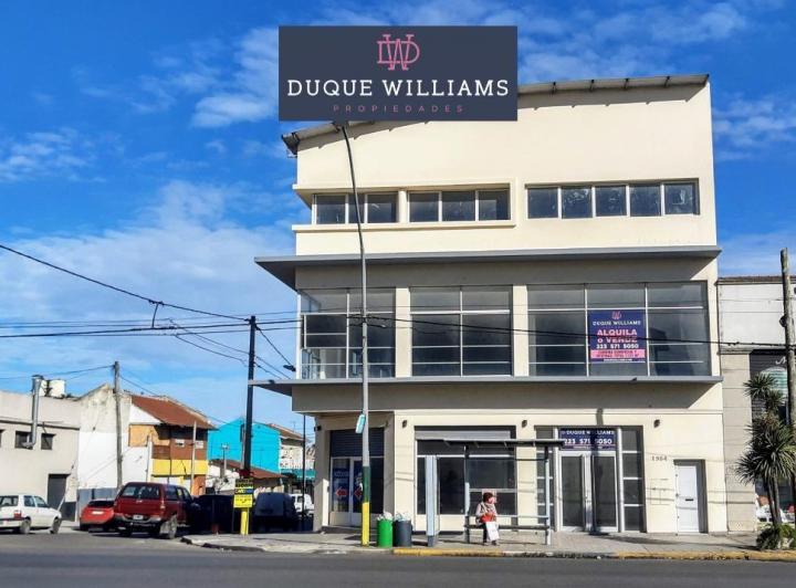 Local comercial · 398m²